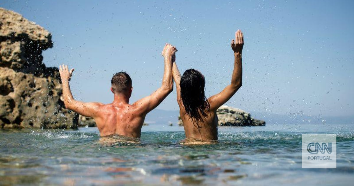 fotos de praias de nudismo