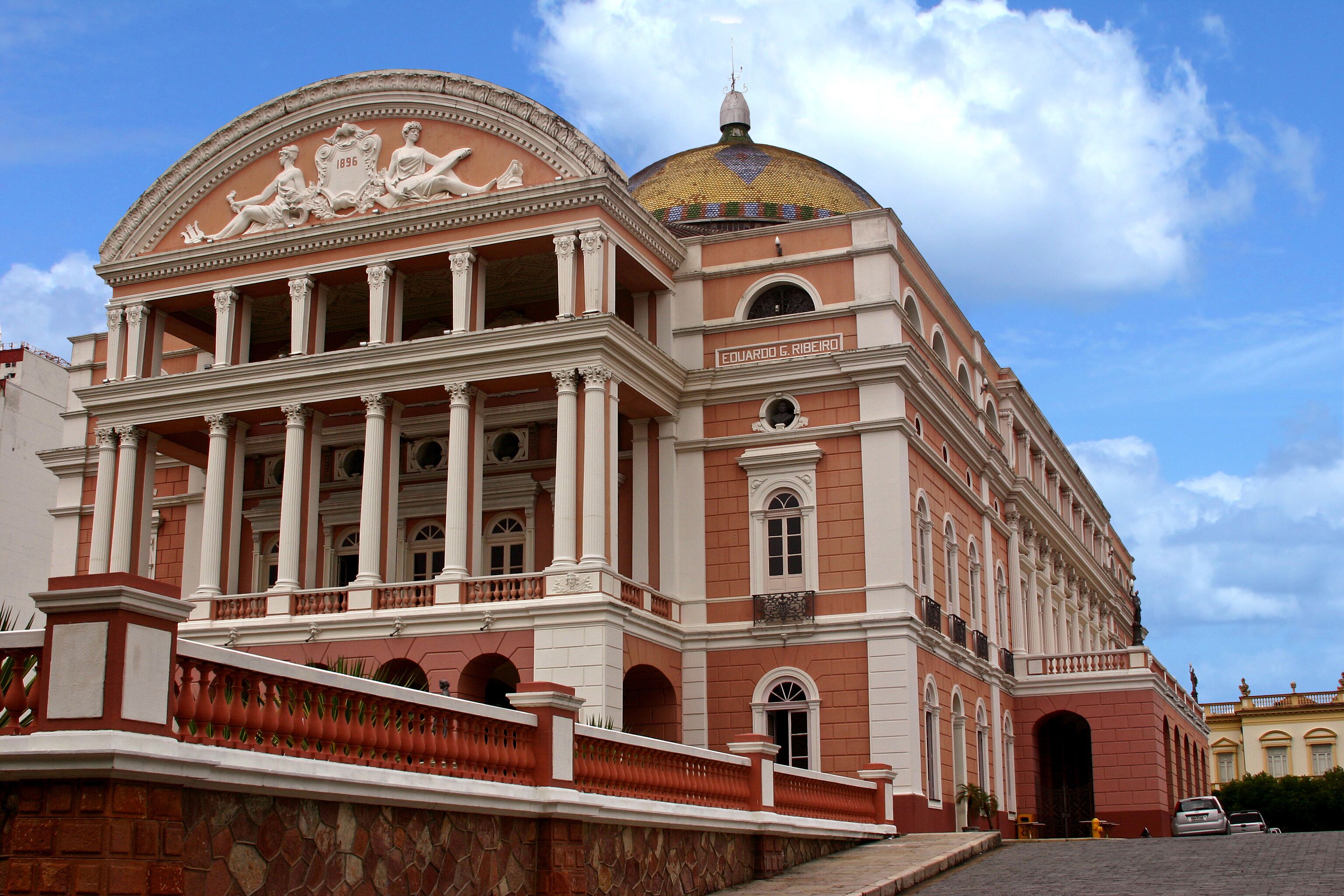 Guia Completo para Visitar o Teatro Amazonas: Horários e Ingressos