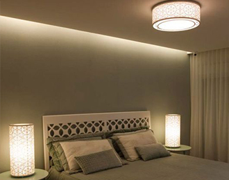 iluminação indireta no quarto