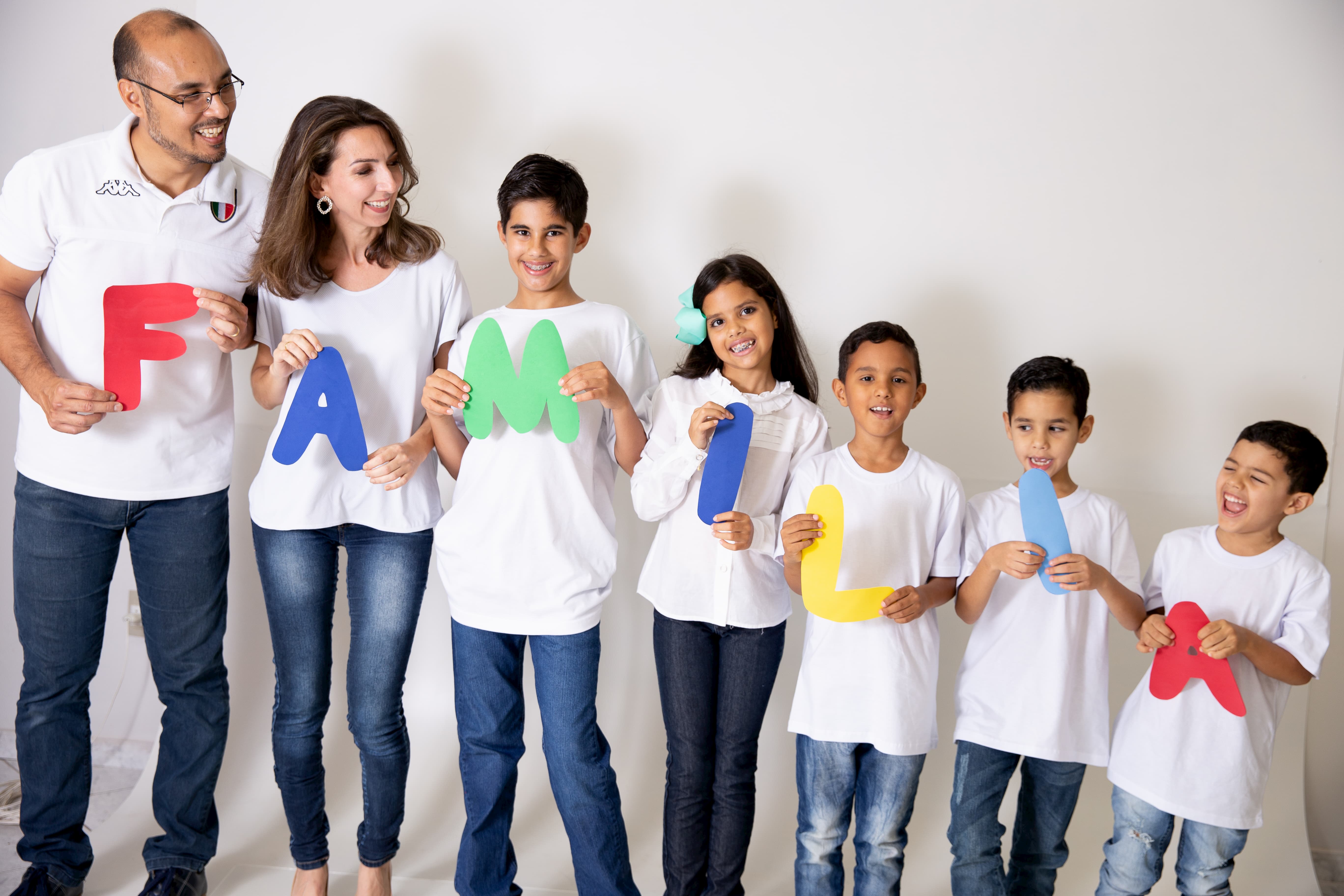 É Possível um Irmão Adotar Outro? Entenda as Exceções do STJ