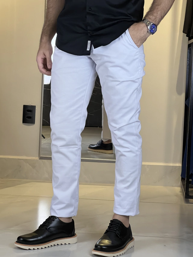 Dicas Infalíveis para Usar Calça Branca Masculina Sem Medo da Transparência