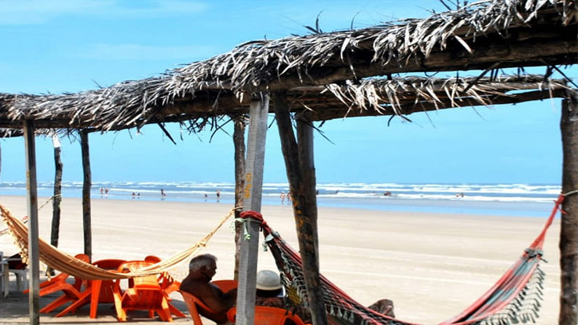 Mangue Seco: O Que Fazer Além do Passeio de Buggy