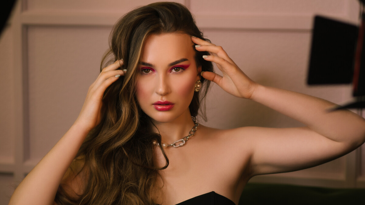 Batom Vermelho: Escolha o Tom Ideal para o Seu Tipo de Pele no Natal