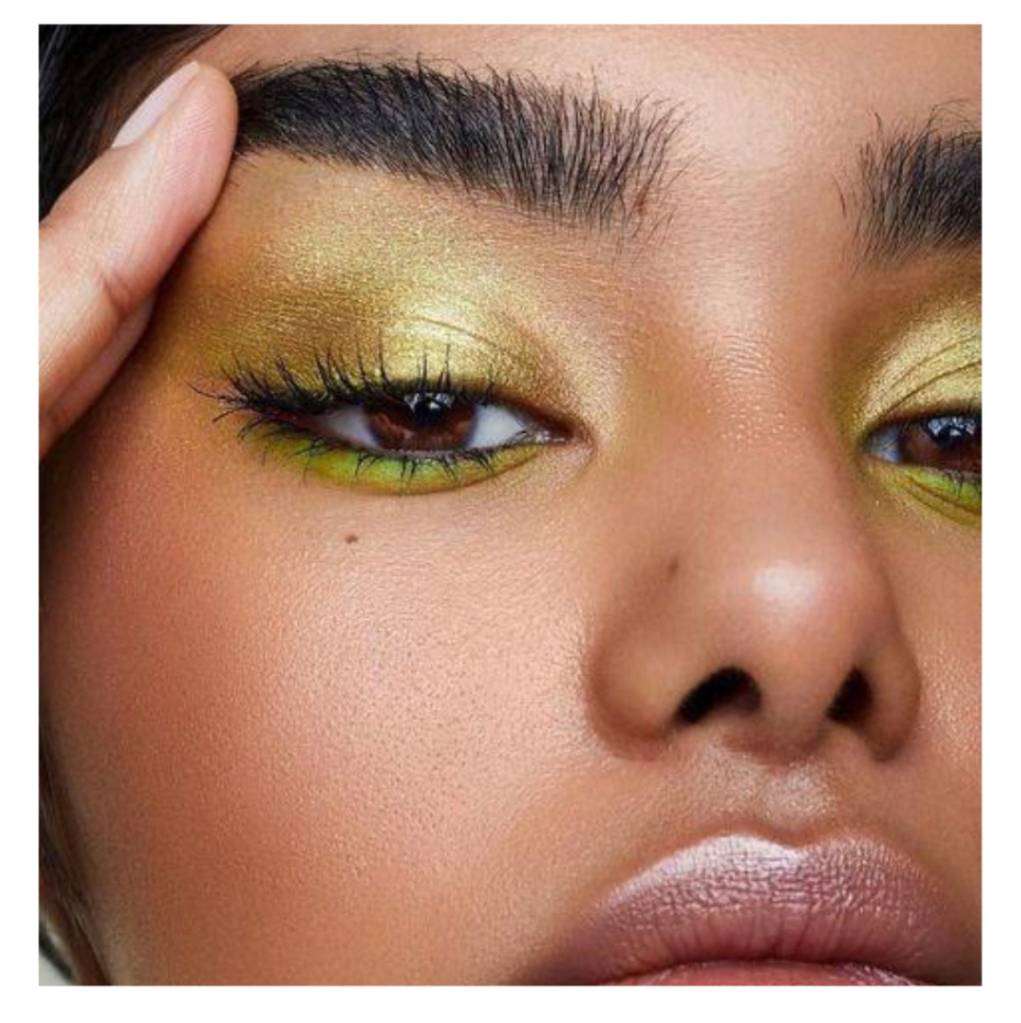 Guia Completo: Delineado Gatinho Perfeito para Iniciantes