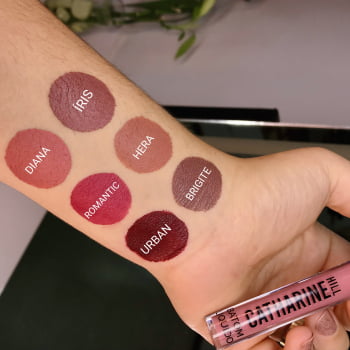 Como escolher o batom matte ideal para seu tom de pele