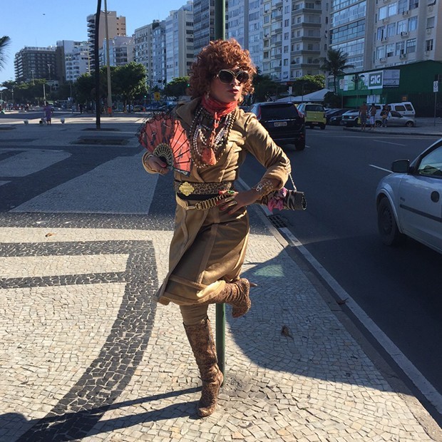 As Melhores Camisetas Temáticas para Expressar sua Paixão por Cinema