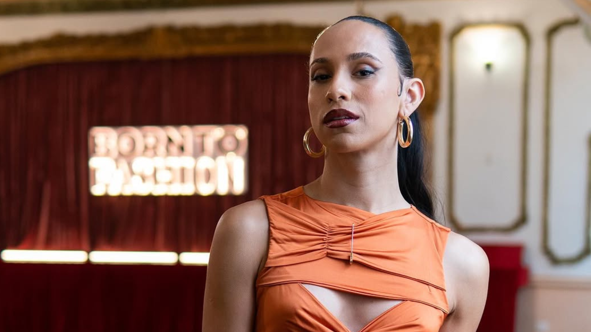 Calças Confortáveis e Estilosas: Essenciais para o Dia a Dia do Roteirista