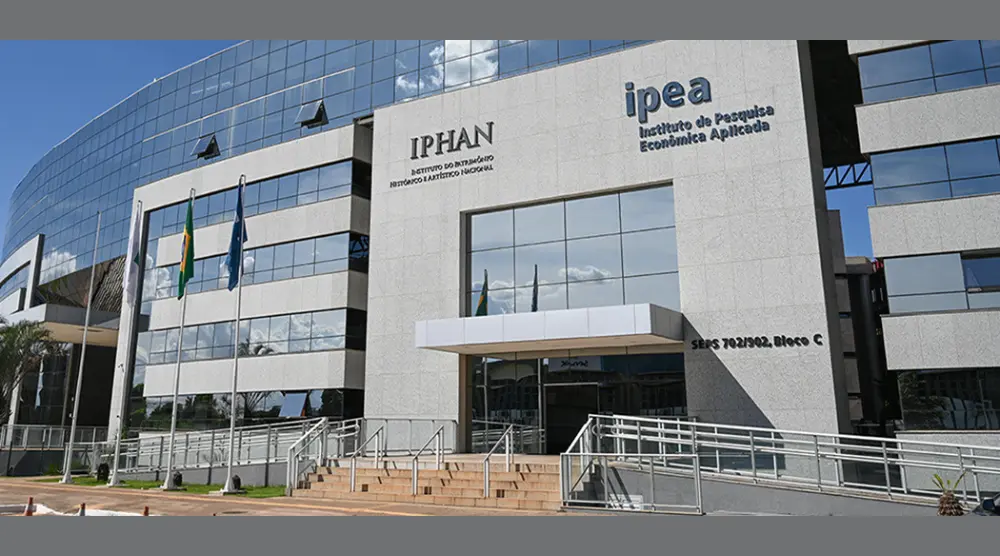 Como o Ipeadata Apoia a Avaliação de Políticas Públicas no Brasil