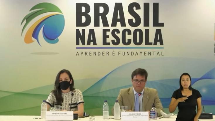 Recursos e Apoio Financeiro: Entenda como o Brasil na Escola Beneficia sua Instituição