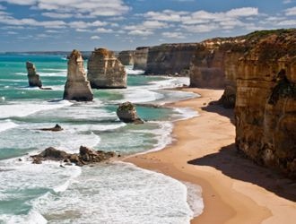 Passagens RTW: Vantagens e Desvantagens das Alianças Aéreas