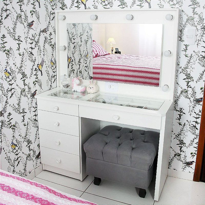 Guia Completo: Como Escolher a Penteadeira Perfeita para Seu Espaço; Penteadeira Camarim: Modelos