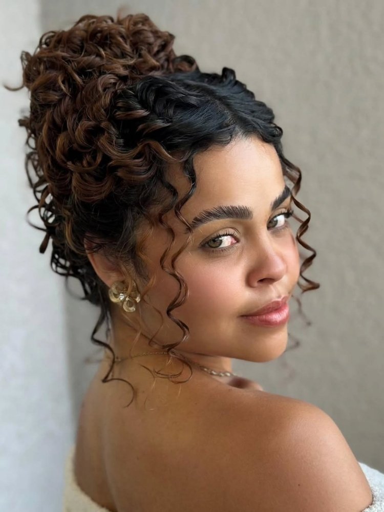 Passo a Passo: Como Fazer Baby Hair Perfeito em Cabelos Cacheados