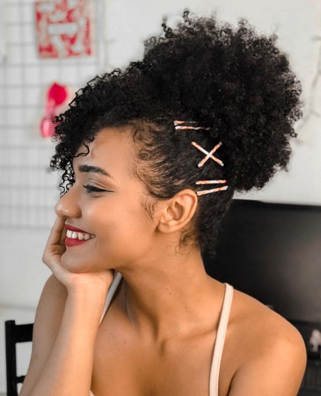 Passo a Passo: Como Fazer Baby Hair Perfeito em Cabelos Cacheados