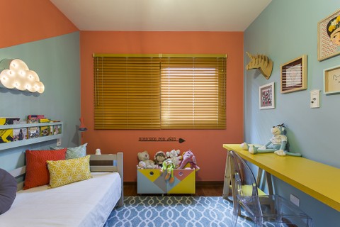 Persiana de madeira natural vs. sintética: qual a melhor opção?