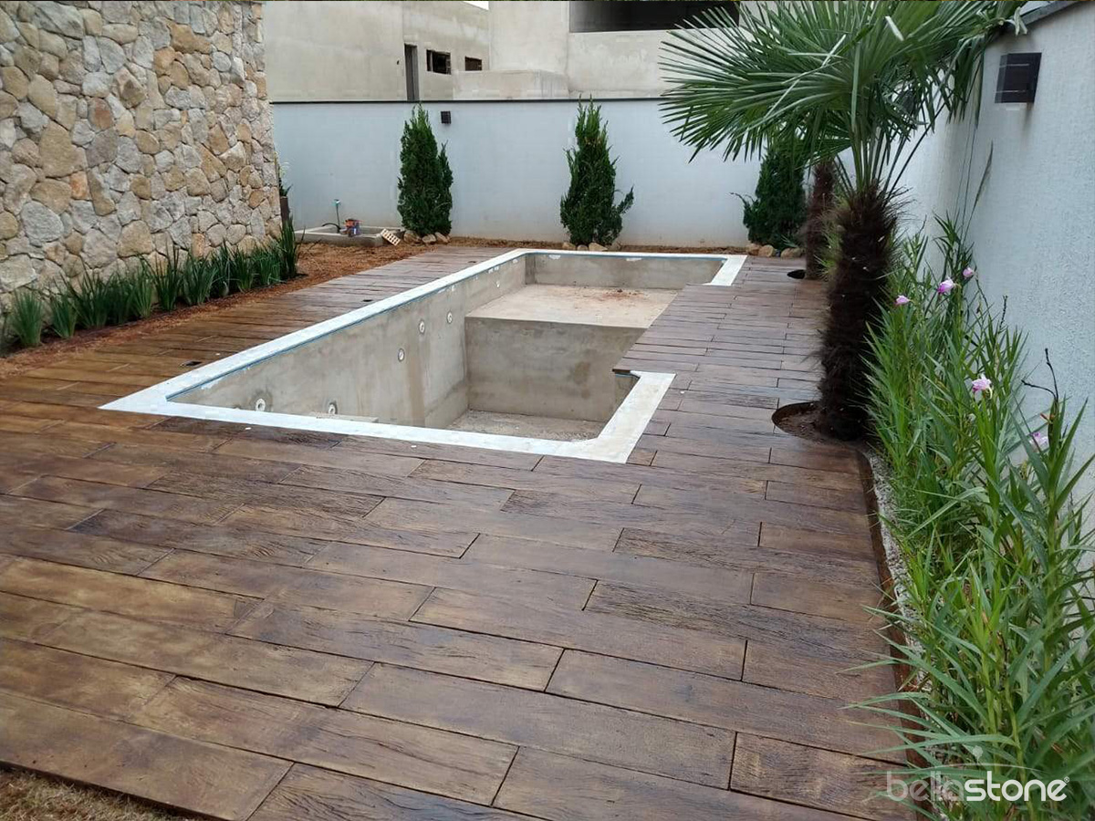 piso que imita madeira