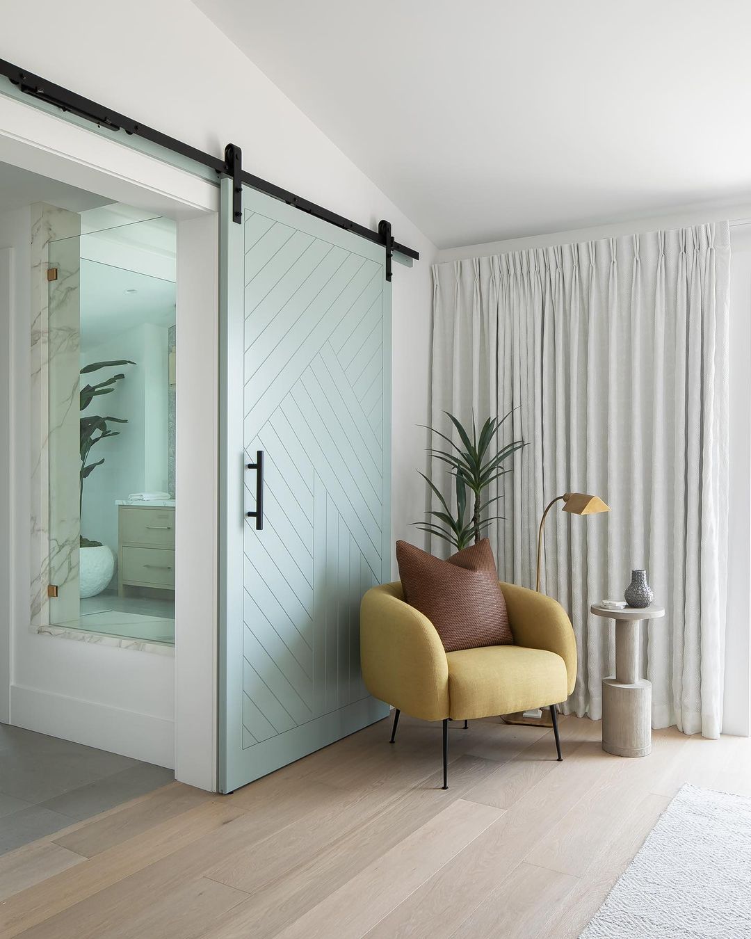 porta de celeiro para quarto