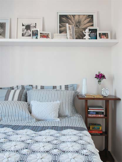 Transforme Seu Quarto: Ideias Criativas para Decorar com Prateleiras e Quadros