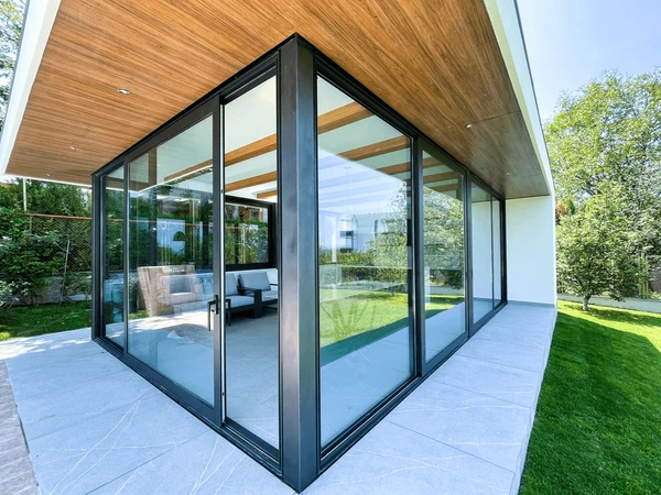 Guia Completo: Como Escolher o Vidro Ideal para seu Quarto