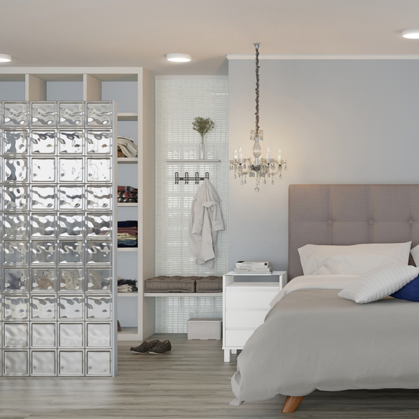 quarto com parede de vidro