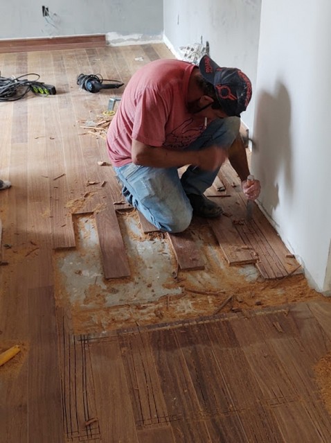 Guia Completo: Como Escolher o Acabamento Ideal para Seu Piso de Taco