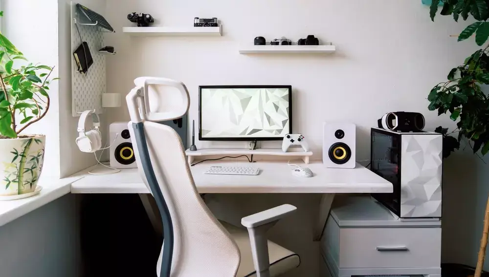 quarto gamer branco e rosa