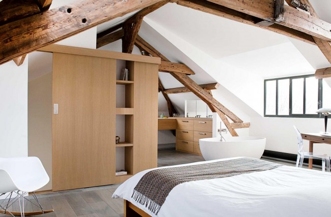 Sótão Multifuncional: Transforme seu Espaço em Quarto e Home Office