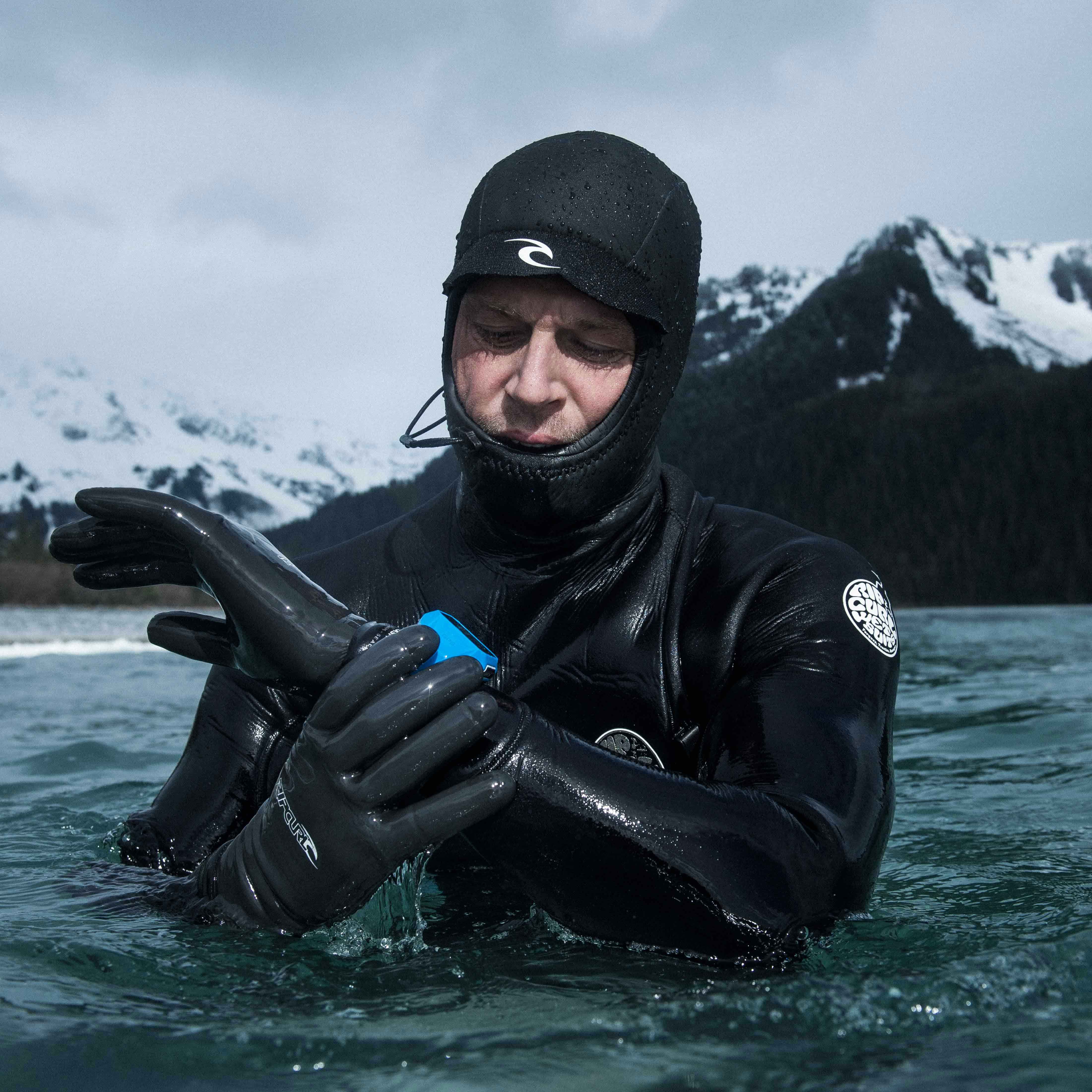 Rip Curl vs. O'Neill vs. Mormaii: Qual a Melhor Marca de Wetsuit para Você?