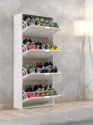 Soluções Criativas de Sapateiras Flexíveis para Apartamentos Pequenos