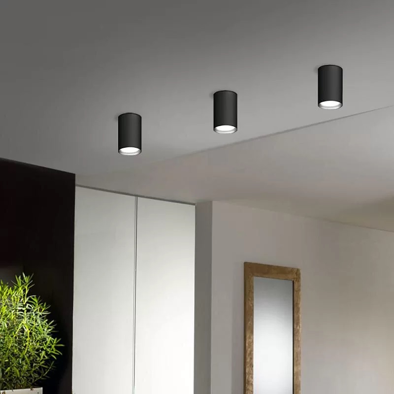 spot de sobrepor preto quarto