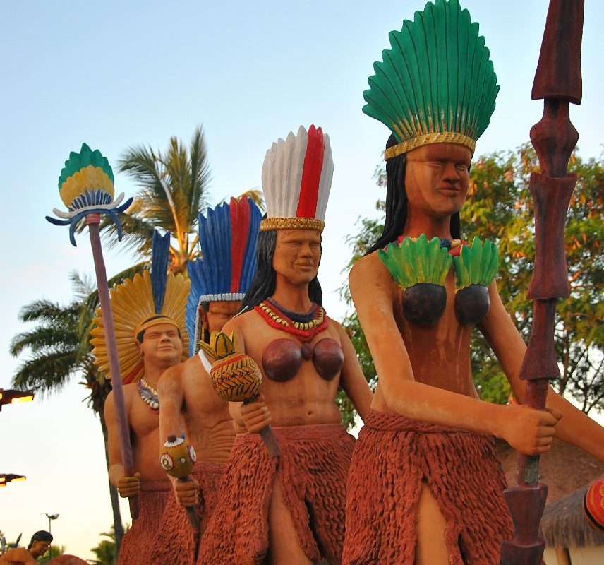 Abrolhos: Mergulho e Baleias-Jubarte no Extremo Sul Baiano