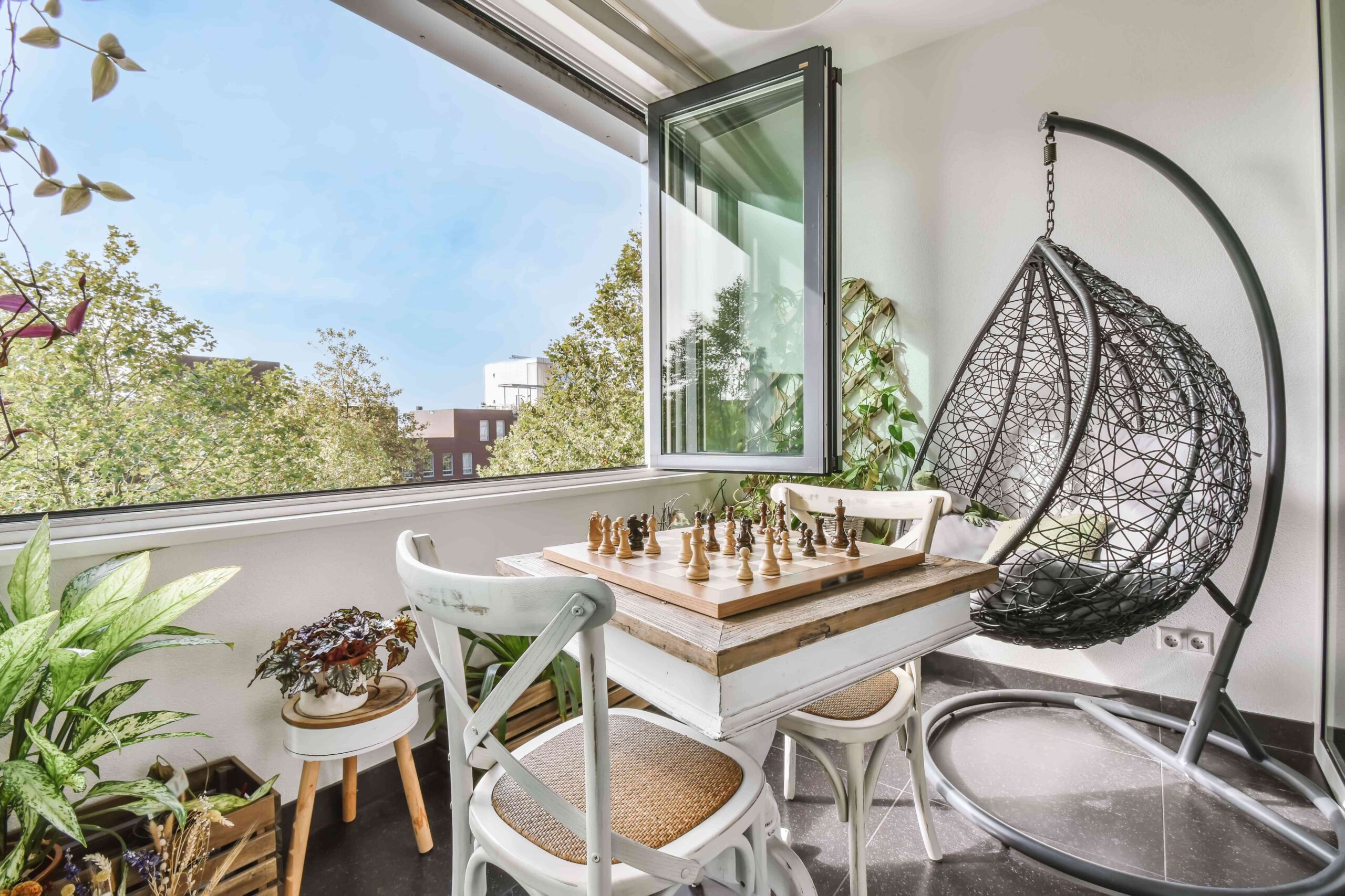 balanço de macramê vs balanço de ferro para quarto