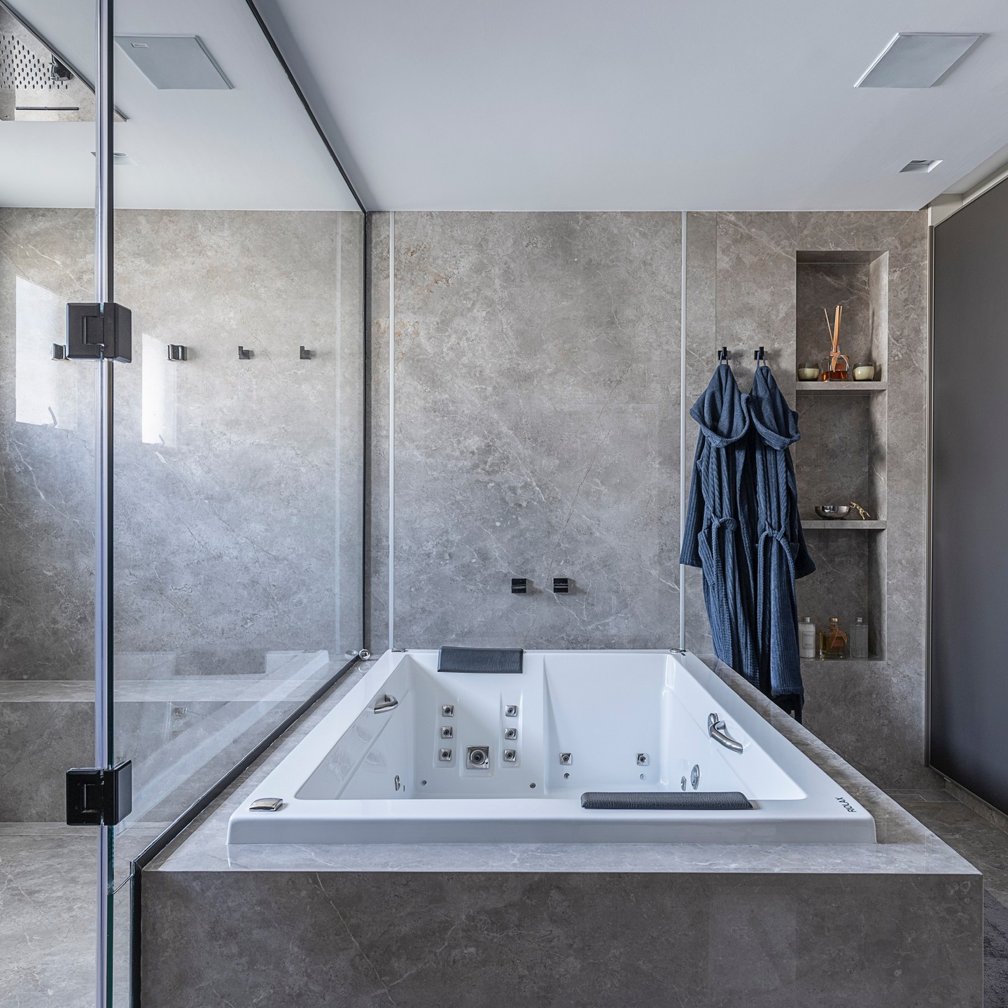 como escolher banheira para banheiro de 3m2