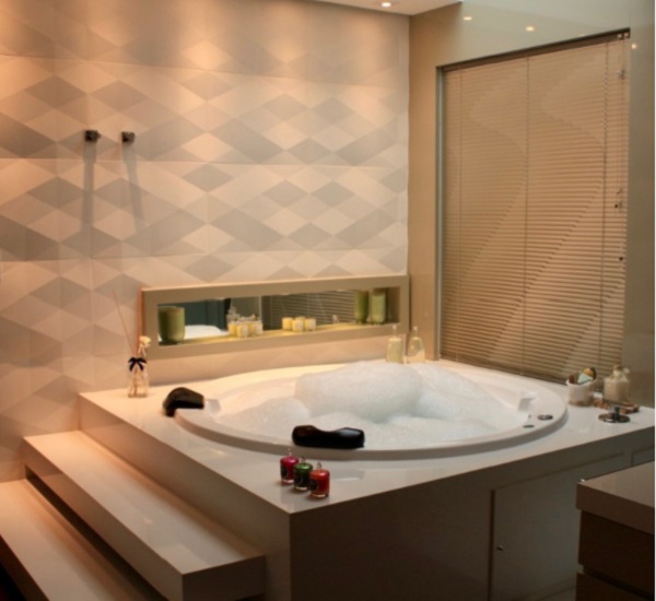 erros ao escolher banheira para banheiro pequeno