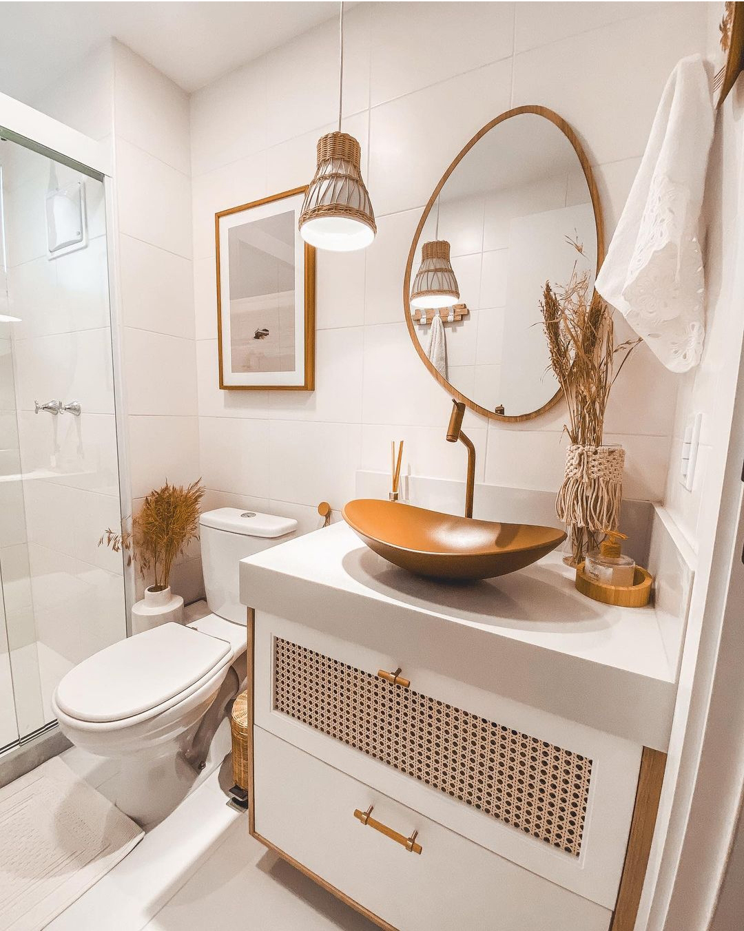 banheiro dourado vs banheiro cromado qual escolher