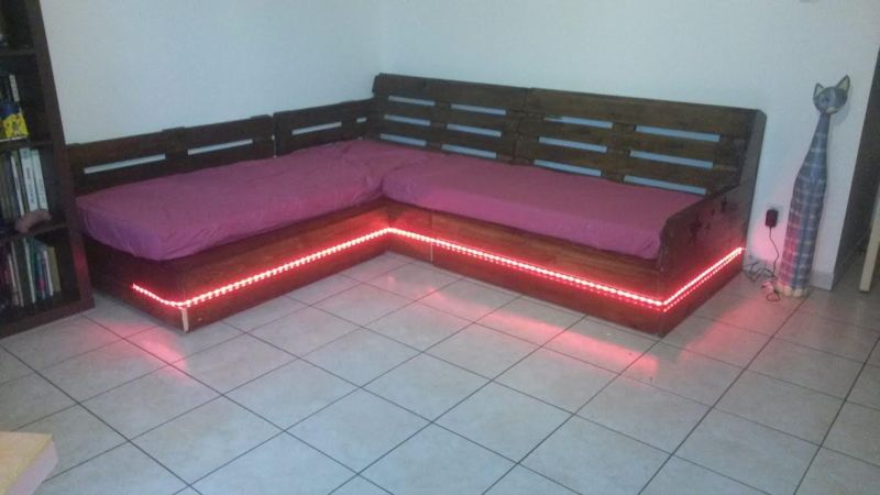 pallet bed with led lights