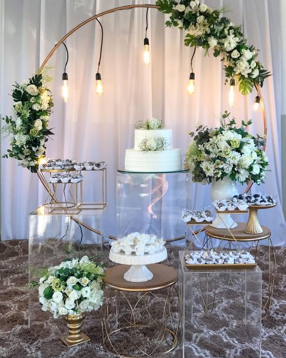 decoração de noivado rústico vs minimalista