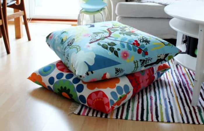 como escolher o tamanho ideal de almofadão para quarto