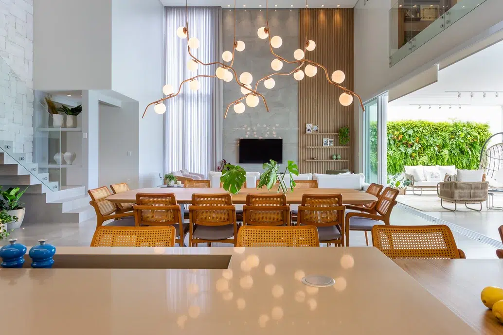 quanto custa decorar sala pé direito duplo