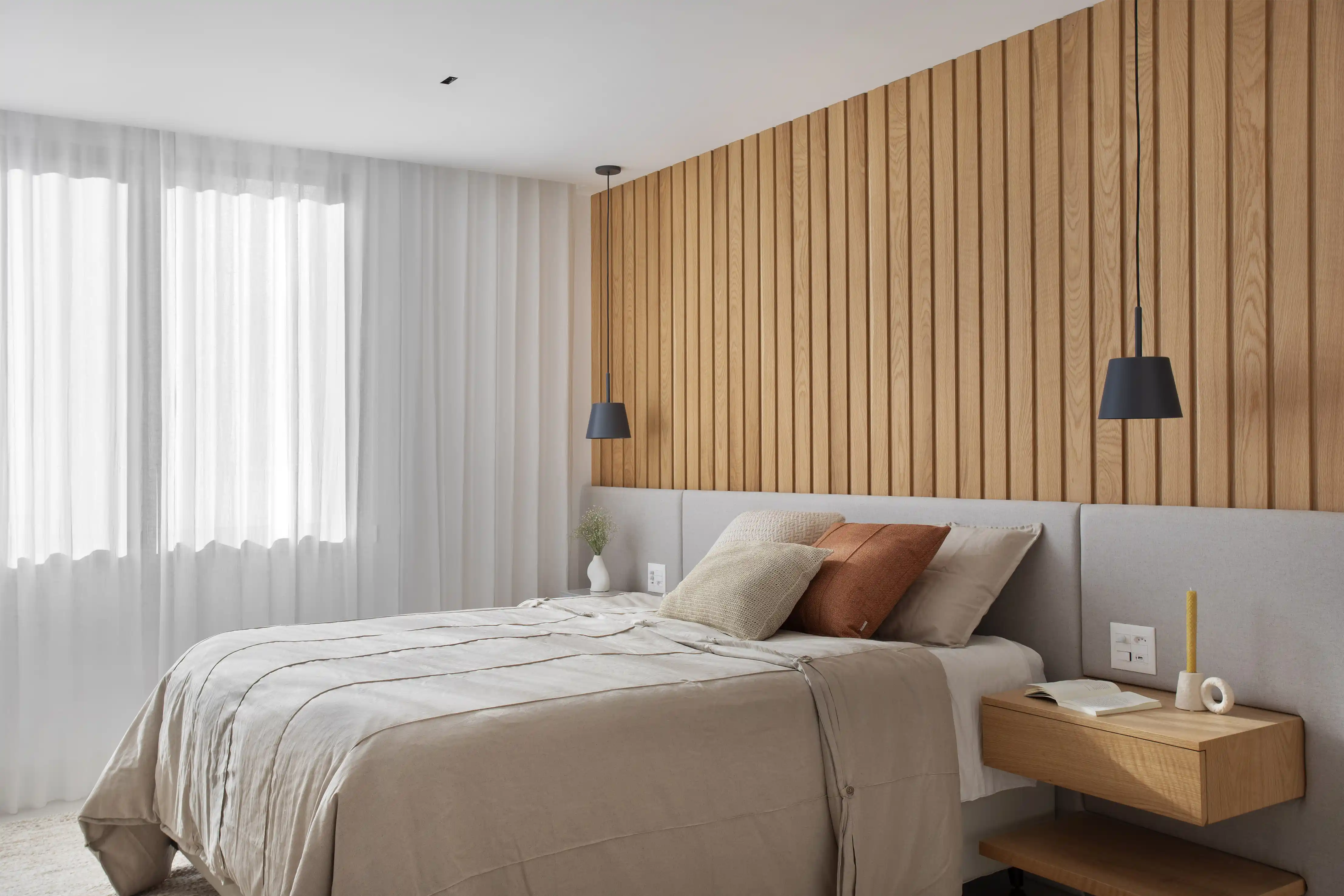 como fazer divisória de ambiente para quarto com estante vazada