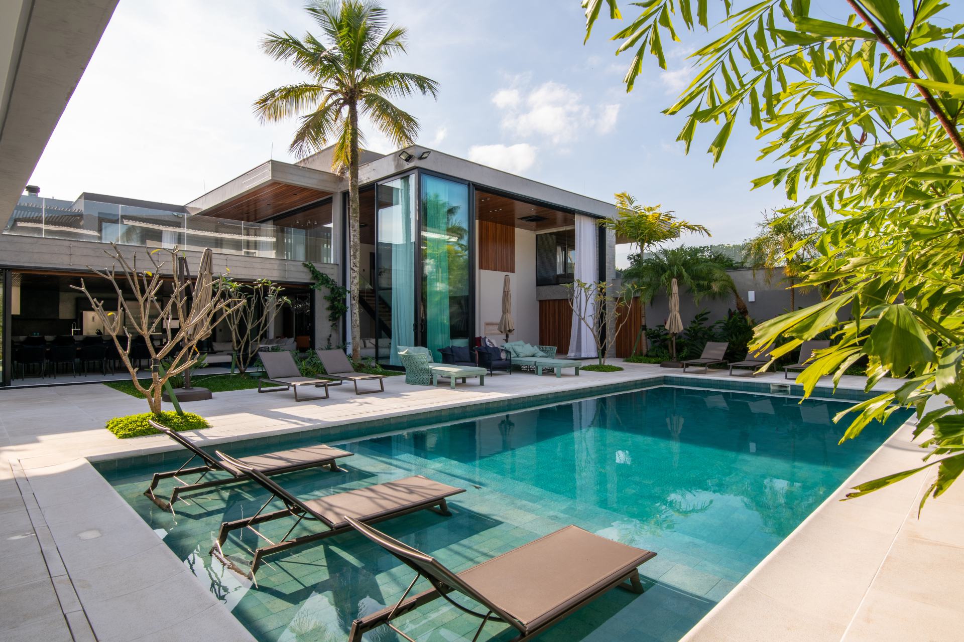 sitios modernos vs sitios rusticos fotos