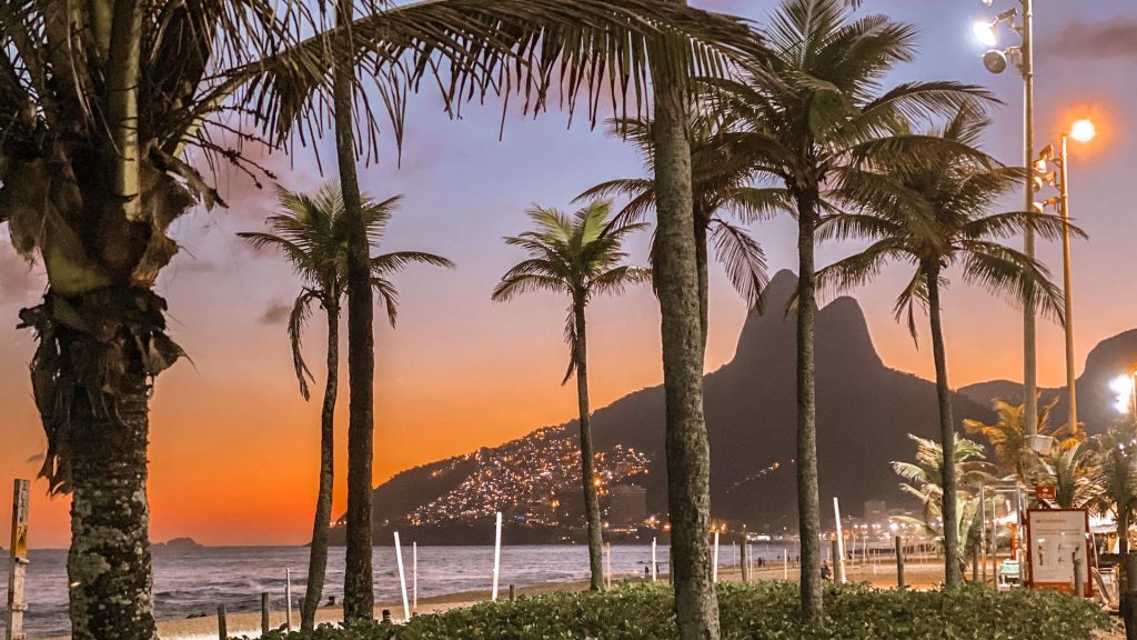 fotografar o nascer do sol na praia de copacabana