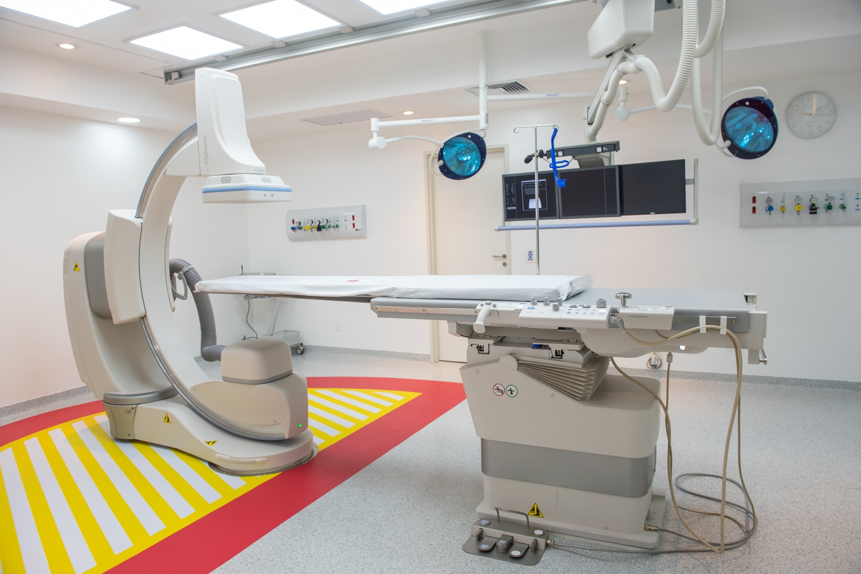 hemodinamica vs cirurgia aberta