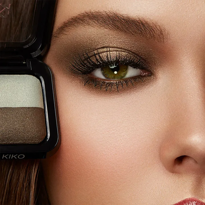 maquiagem roxa para olhos verdes passo a passo