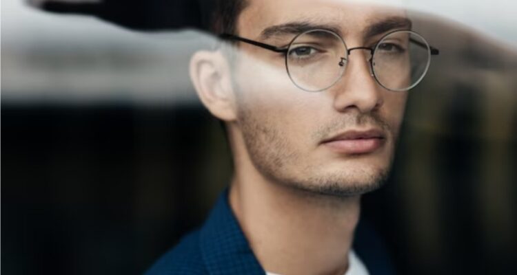 melhores armações de óculos de grau para cada formato de rosto