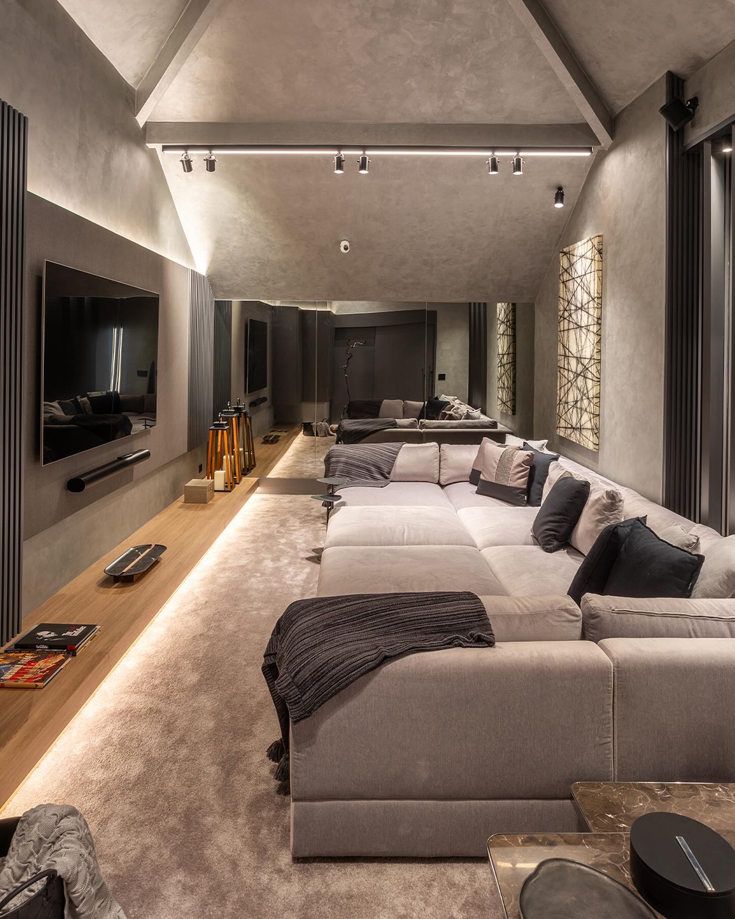 como instalar projetor no quarto