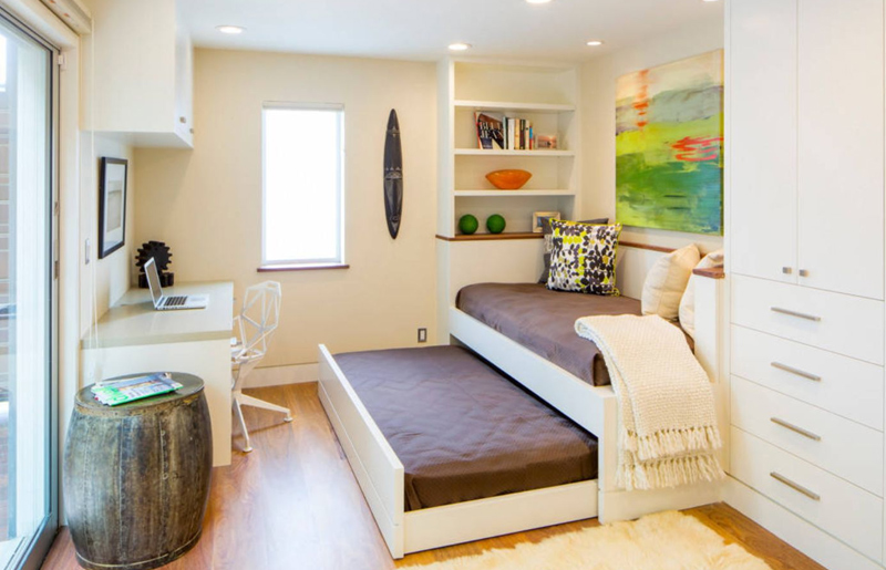 quarto de casal planejado pequeno