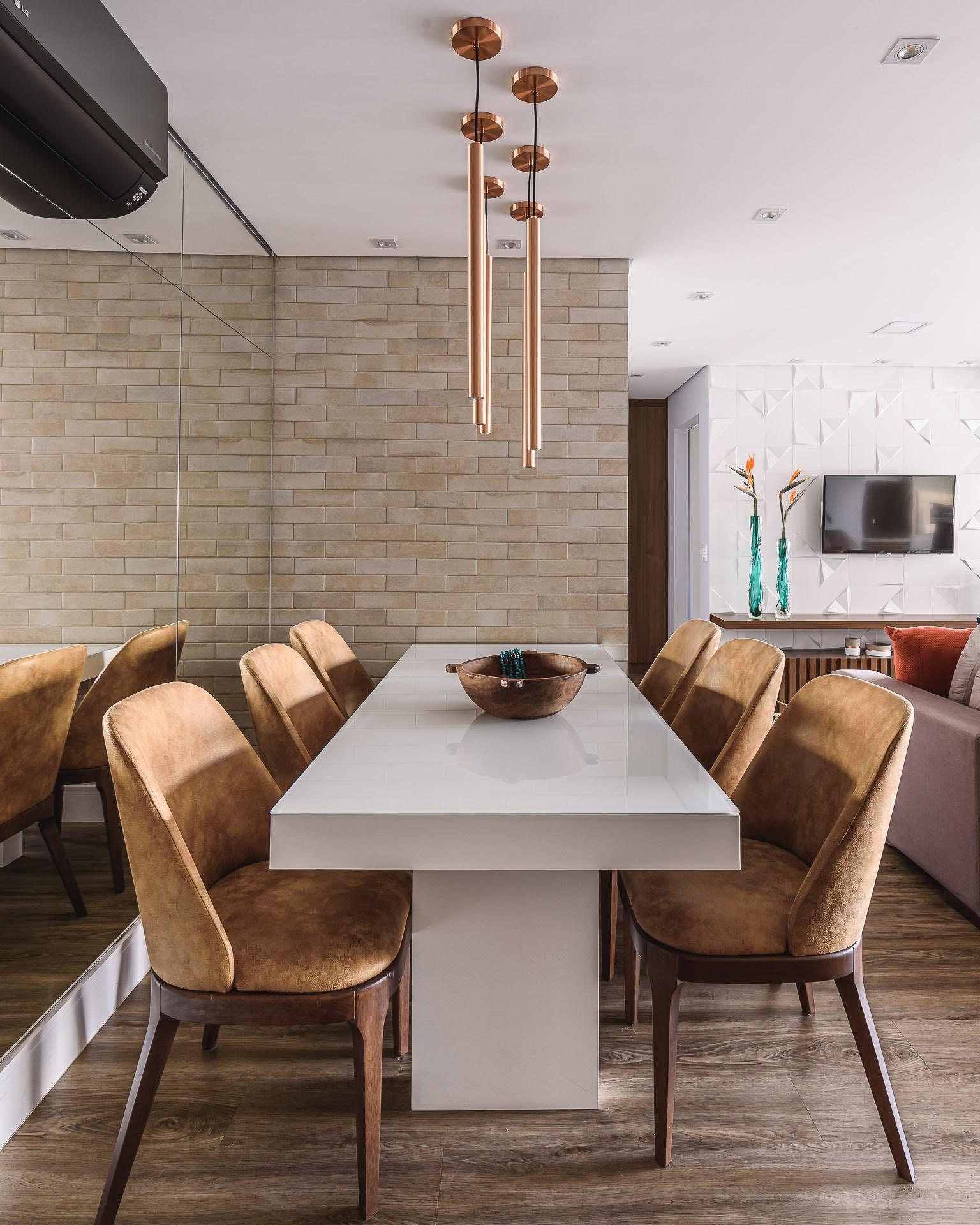 sala de jantar pequena e moderna