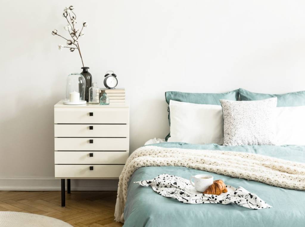 como escolher a melhor vela decorativa para quarto pequeno